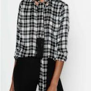 Equipment Femme Essential Tie Neck Silk Black &White Plaid Women's Top